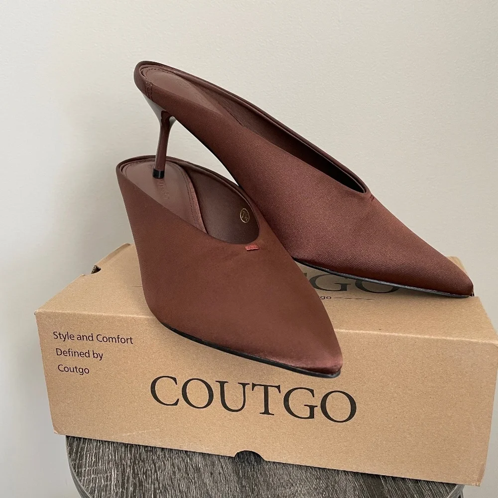 NIB Kitten Heel Mules - Picture 1 of 6